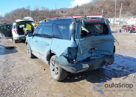 2021 Ford Bronco Sport Outer Banks z USA, uszkodzony, nr VIN 3FMCR9C67MRB08592